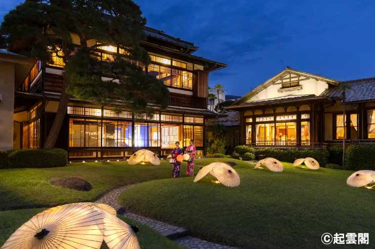 起雲閣 期間限定「和灯りの庭」「暗緑のBAR 1919」